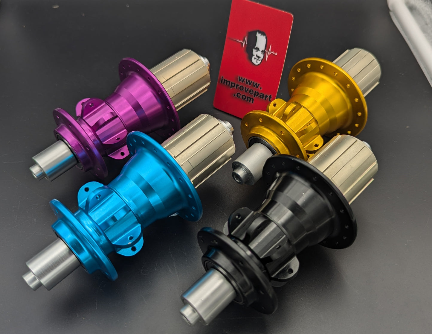 Clark Kent Pineapple Style Front Hub By ImprovePart Team